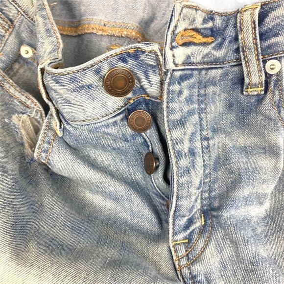 AMERICAN EAGLE Women’s Distressed Light Wash Button Fly Boy Crop Jeans US 6R - Picture 5 of 10